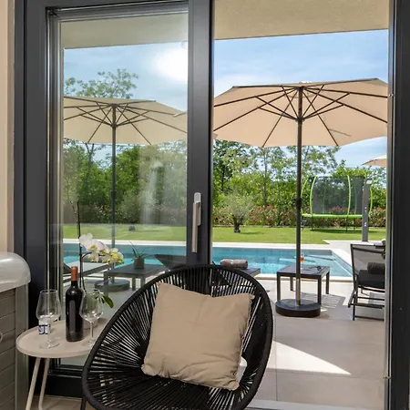 Villa Casa Presika- Wellness, Fiber Net & Peace *